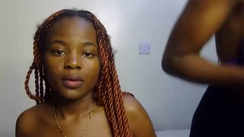 vel online show from November 14, 10:32 pm