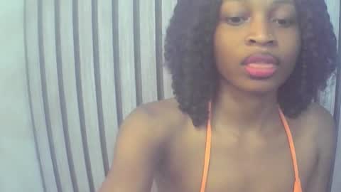 Lizzy online show from November 24, 5:48 pm