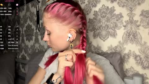  HERES ALICE  WELCOME EVERYONE LOVENSE DOMI REACT TO YOUR TIPS LETS MAKE A GREAT SHOW TOGETHER  online show from December 1, 6:32 pm