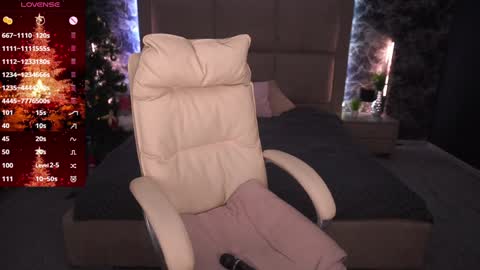 Lena online show from December 29, 9:30 pm