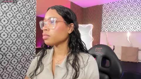 penelope online show from February 4, 3:09 am