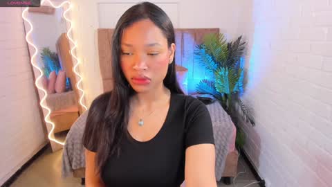 Snapshot of penelope_tay chatting on December 20, 3:58 am penelope online show from December 20, 3:58 am