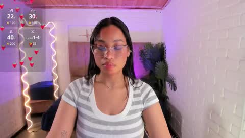 Snapshot of penelope_tay chatting on October 14, 3:31 am penelope online show from October 14, 3:31 am