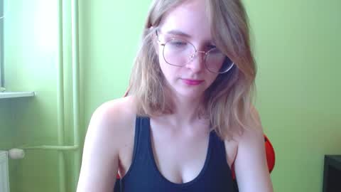 Penny online show from April 12, 8:06 am