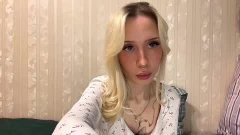 Margot online show from October 27, 2:12 pm