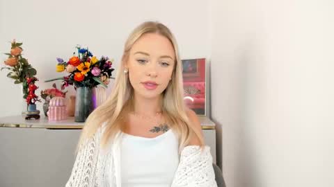 Cindy online show from September 27, 6:42 am