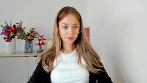 Cindy online show from March 27, 8:26 am