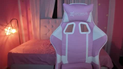 Marie online show from February 12, 9:22 am