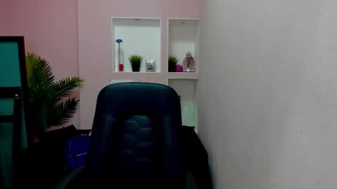 horror flying on the wings of the night.... online show from November 22, 10:40 am