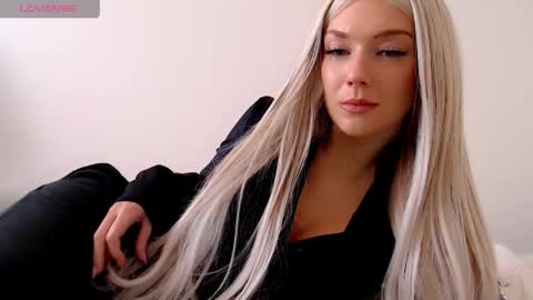 Isabella online show from March 23, 9:26 am