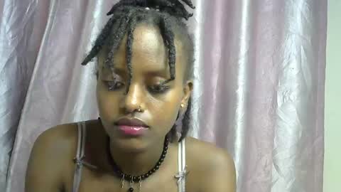 petite_star2 online show from December 3, 9:44 am