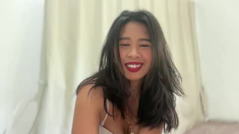 petiteasian01 online show from March 27, 4:47 am