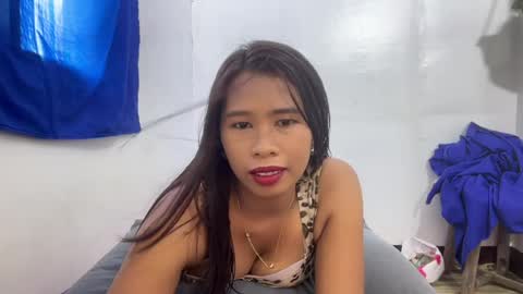 petiteasian01 online show from July 31, 3:07 am