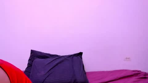 Lunna online show from July 31, 2:34 am