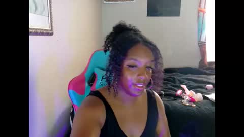 Destiny Adams online show from December 17, 7:40 pm