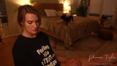 PHOENIX TAYLOR online show from October 30, 1:30 am