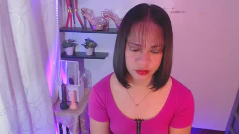 Snapshot of pinay_shawnx chatting on February 19, 5:49 pm pinay_shawnx online show from February 19, 5:49 pm
