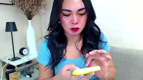 Just cath  online show from February 5, 11:23 am