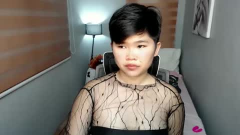 Snapshot of pinayprincesslyn chatting on January 13, 4:28 am Lyn the Lesbian online show from January 13, 4:28 am