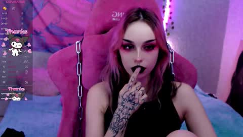 Nancy online show from December 15, 11:43 pm