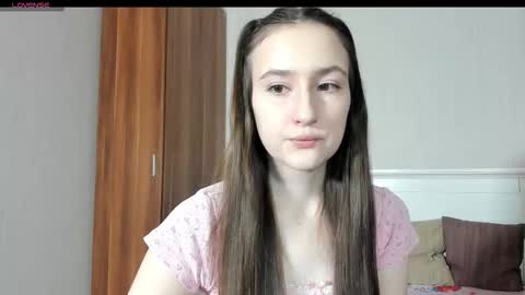 pingviluly online show from September 22, 6:34 am