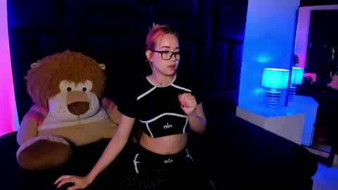 pinkflame_ online show from May 20, 12:07 am
