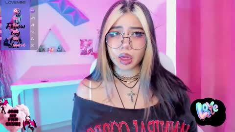 PINKK online show from November 21, 2:30 pm