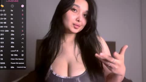The princess of your dreams online show from April 29, 11:21 pm