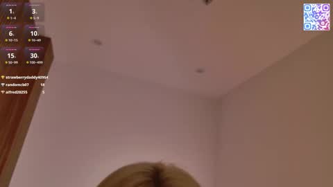 Pinky online show from September 9, 3:06 am