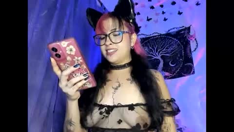 pinky_promiseex online show from March 28, 11:36 pm