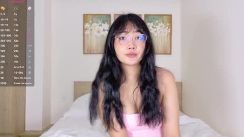 Polly online show from April 11, 9:13 am