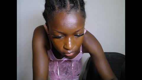 pinkykiki_247 online show from April 26, 2:26 pm