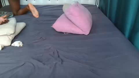 pixel online show from March 29, 8:57 am