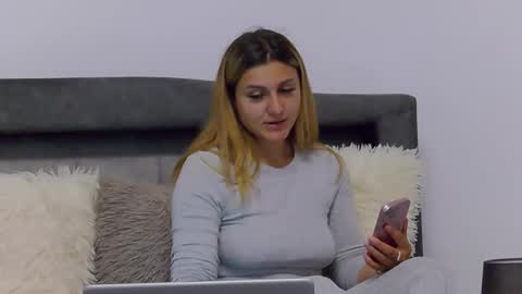 PlayfulNicole online show from May 11, 2:56 pm