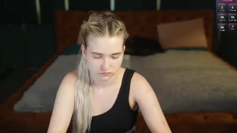 Lana online show from July 16, 4:11 pm