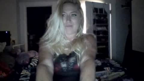 playwithmeplz11 online show from June 21, 5:33 am