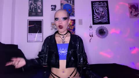    online show from October 30, 1:52 am