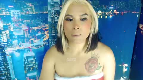 Snapshot of pocahontasexxy chatting on December 31, 4:38 am DaniellaBaby online show from December 31, 4:38 am