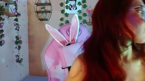 poison_liv online show from December 17, 1:48 pm