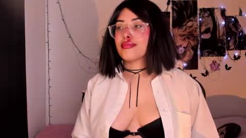 Willow                      Hours 12pm to 630pm Colombian time FRIDAY AND SUNDAY FREE DAYS online show from October 19, 5:59 pm