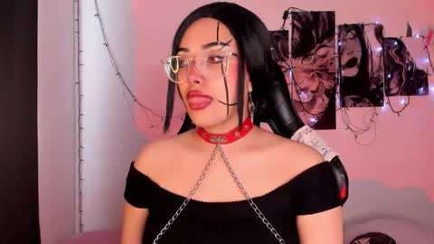 Willow                      Hours 12pm to 630pm Colombian time FRIDAY AND SUNDAY FREE DAYS online show from September 25, 5:33 pm