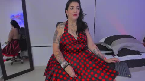 poisson_ivy_ online show from February 12, 5:05 am