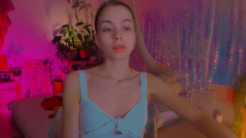 Snapshot of poli__ chatting on January 26, 10:24 pm Martha online show from January 26, 10:24 pm