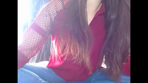 porcelainlux online show from January 17, 7:32 pm