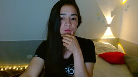 porcelainlux online show from December 2, 3:30 am