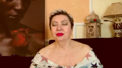 LADY POSH online show from March 25, 10:01 pm