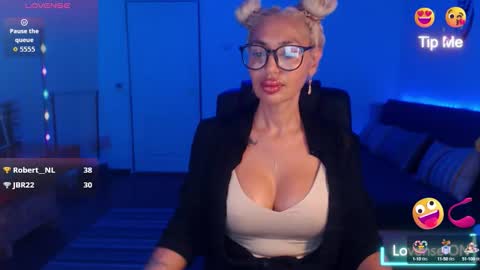 Victoria online show from September 19, 8:41 pm