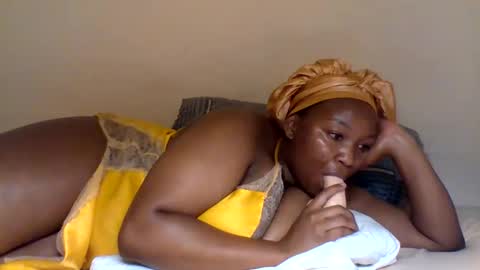 Prettie diva online show from February 26, 3:00 pm