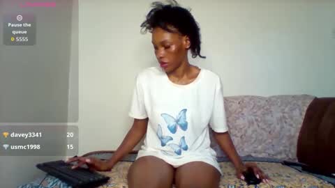 pretty253 online show from April 8, 10:50 am