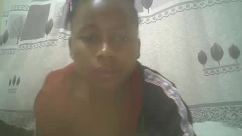 Snapshot of pretty_abella chatting on February 19, 9:58 pm abella online show from February 19, 9:58 pm